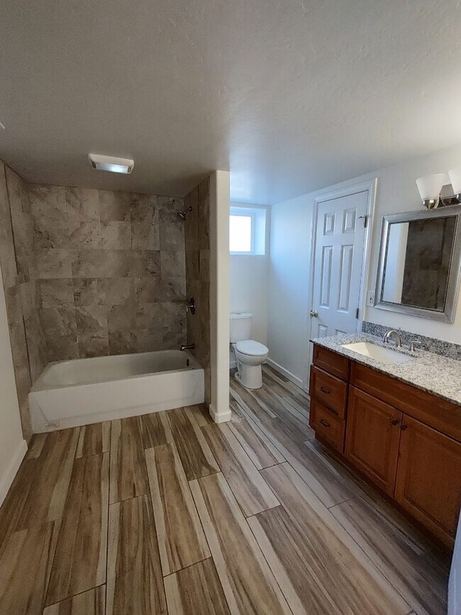 Building Photo - Move-In Ready 3-Bedroom Cabin-Style Home with Huge Yard, Deck & Garage in Pine Mountain Club