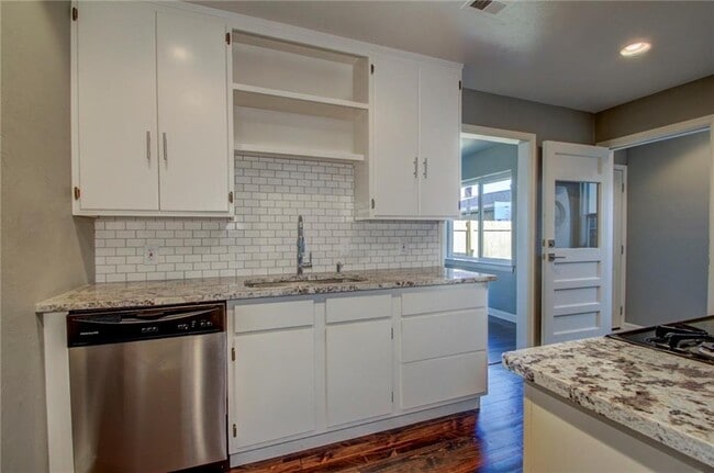 Building Photo - 2644 NW 34th St