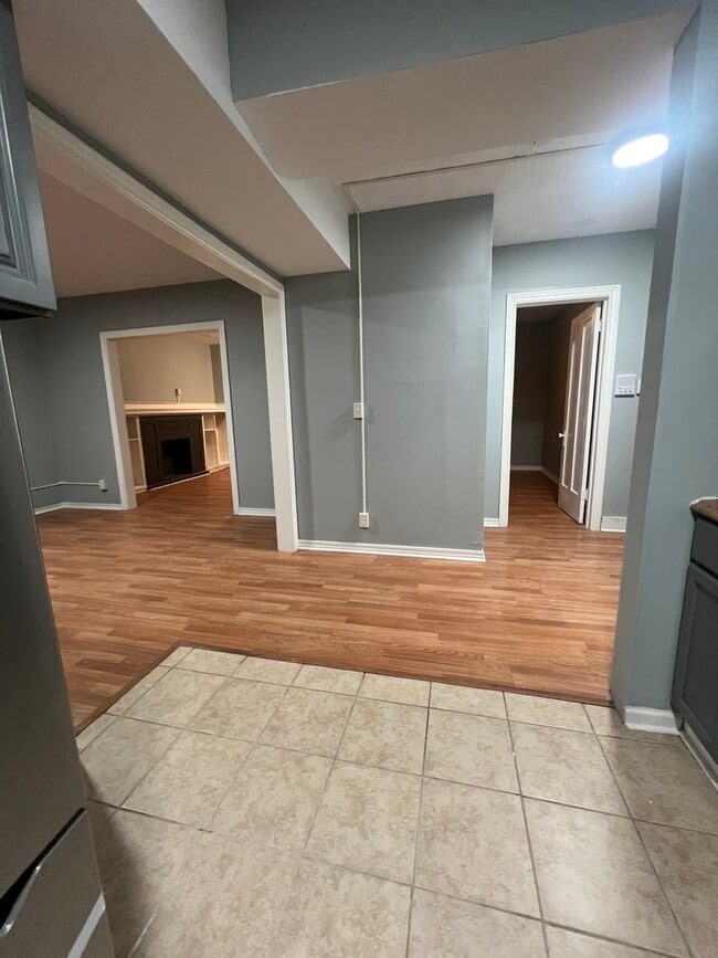 Building Photo - 7800 S Burnham Ave