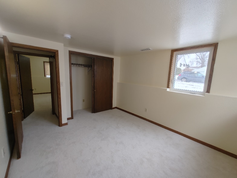 Building Photo - 506 N 11th St