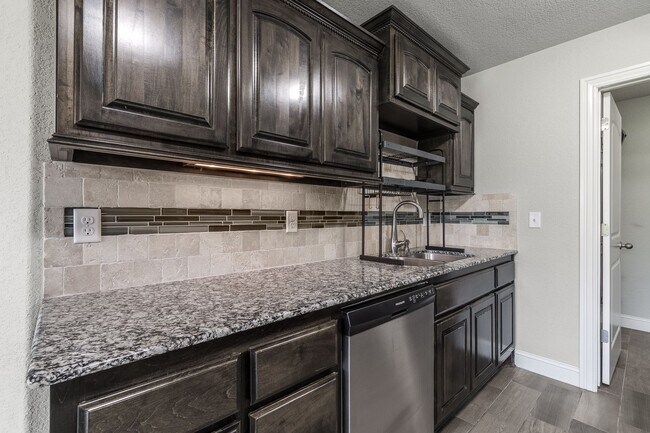 Building Photo - Comfortable Living in Pea Ridge: 3 Bed, 2 Bath Home