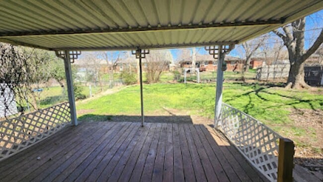 Building Photo - Darling 3 Bed 1.5 Bath 1 Car Garage in the Country Estates Addn Midwest City