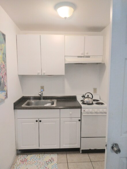 Building Photo - 8035 NW 120th St