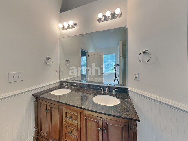 Building Photo - 3900 Arbor Creek Ct