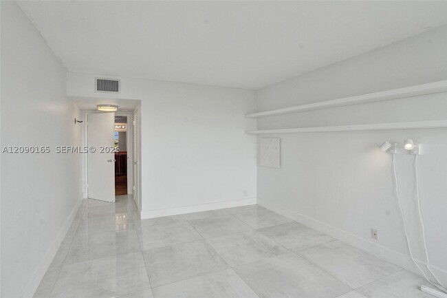 Building Photo - 500 Three Islands Boulevard