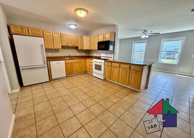 Building Photo - Spacious Milton 3 Bedroom - Pet Friendly!