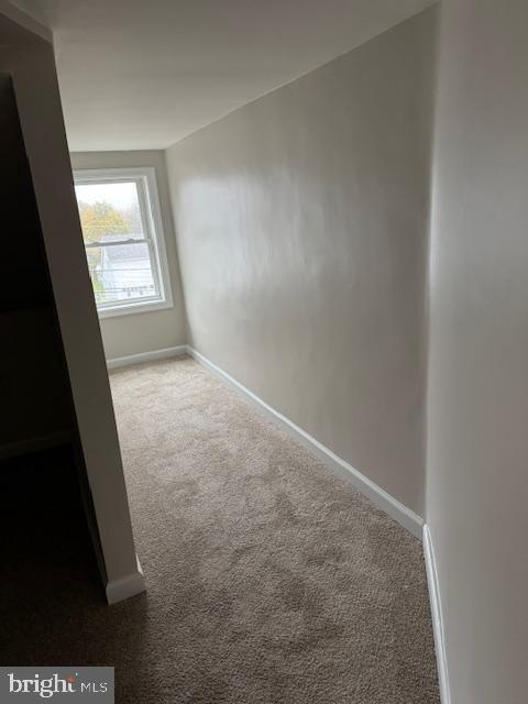 Building Photo - 326 N 5th St