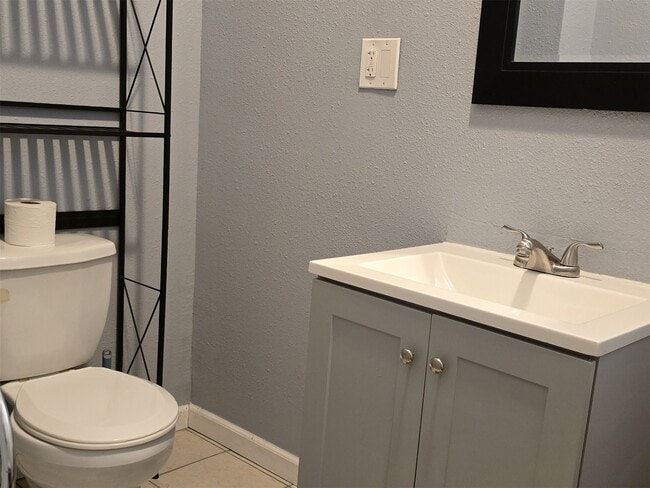 Building Photo - 1614 Market St