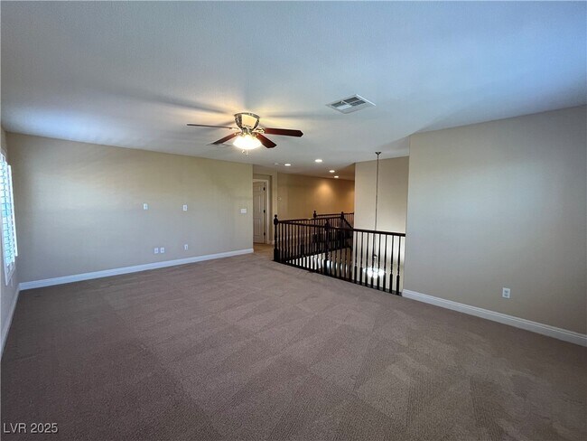 Building Photo - 892 White Sparrow St