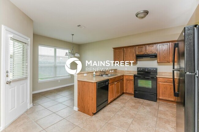 Building Photo - 3 Bedroom Pet-Friendly Home in Crowley, TX with Main Street Renewal