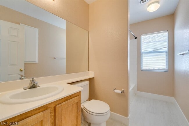 Building Photo - 1401 Sycamore Spring Ct