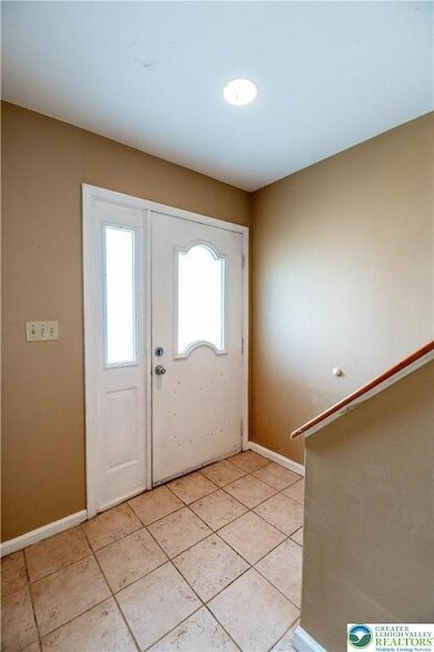 Building Photo - 109 Freedom Ct