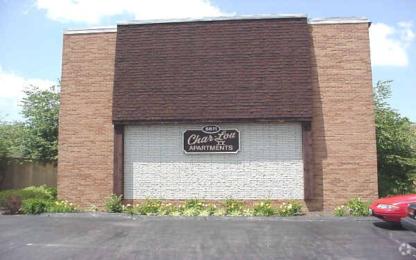 Primary Photo - Char Lou Ii Apartments