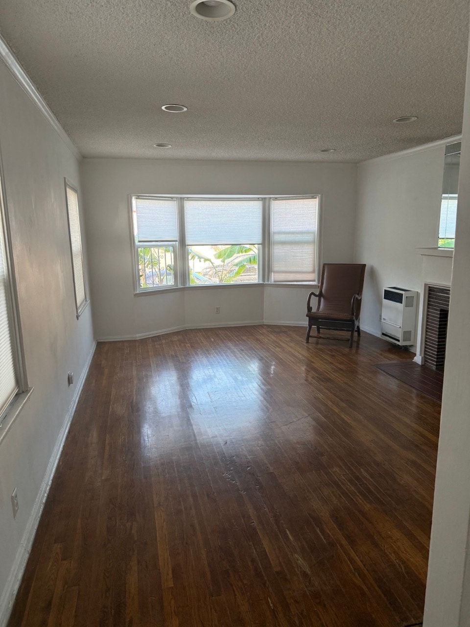 Building Photo - 3720 Ruthelen St