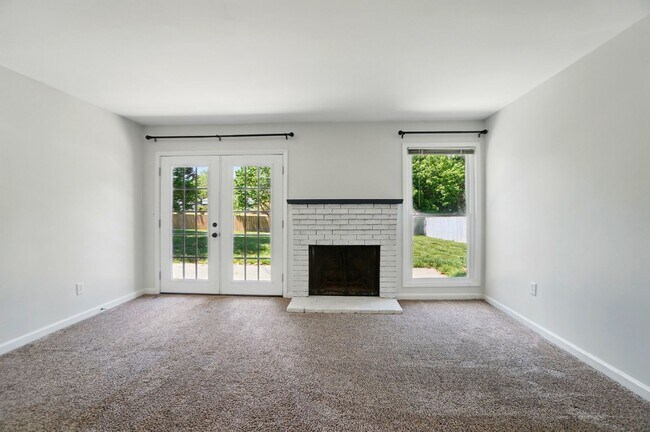 Building Photo - Renovated Gem in Gastonia with Walkout Bas...