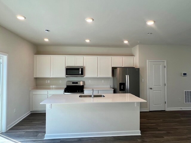 Building Photo - 7403 Calm Retreat Blvd