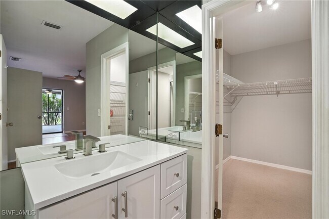 Building Photo - 17044 Golfside Cir