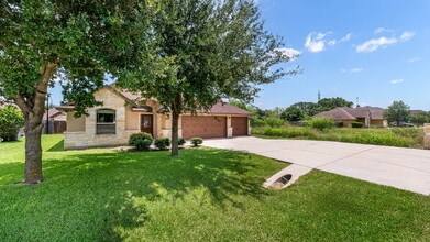 Building Photo - 15606 Fox Ln