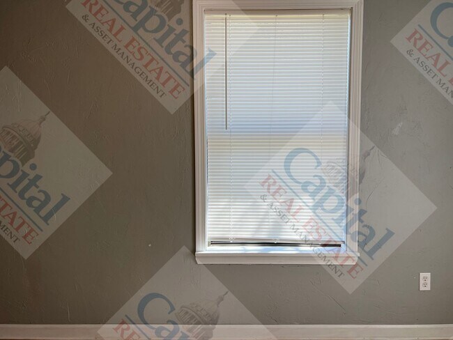 Building Photo - Home Sweet Home