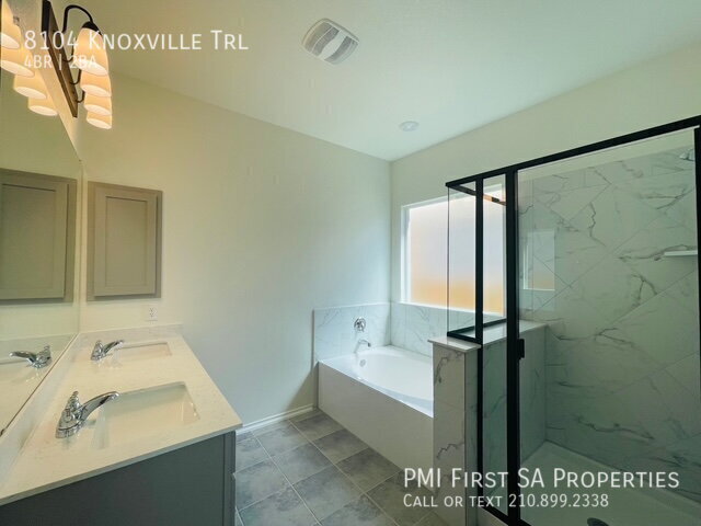 Building Photo - 8104 Knoxville Trl