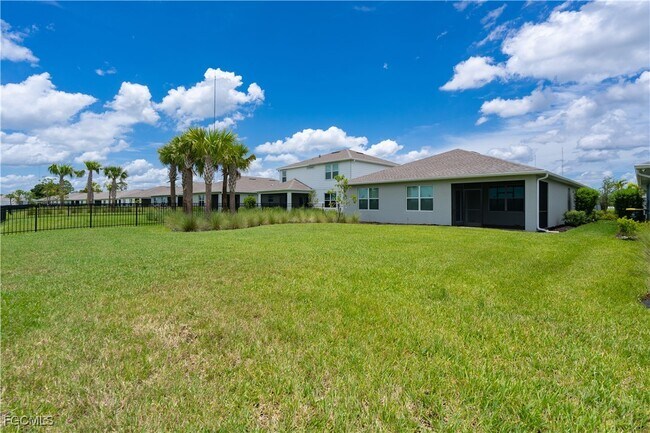 Building Photo - 42428 Cascade Dr