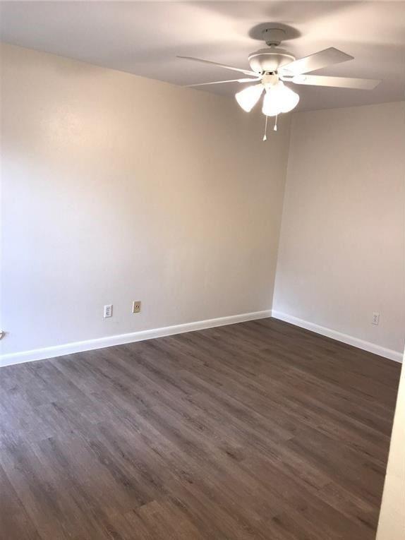 Building Photo - 8600 Fathom Cir