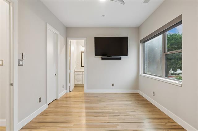 Building Photo - 4965 Blaynes View Dr