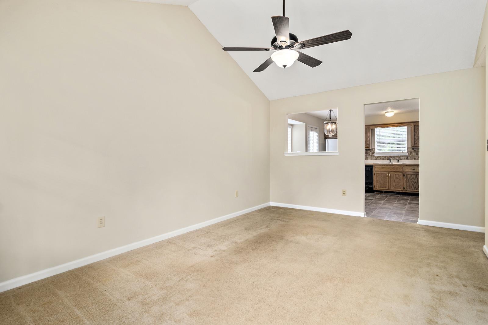 Living room, opens to eat-in kitchen - 1805 Colt Dr