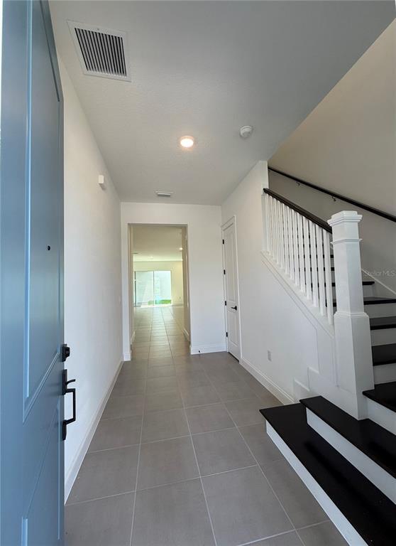 Building Photo - 15168 Field Daisy Dr