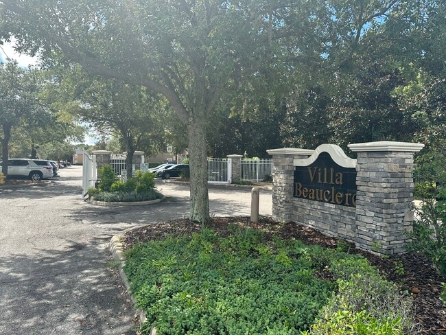 Building Photo - 9595 Amarante Cir