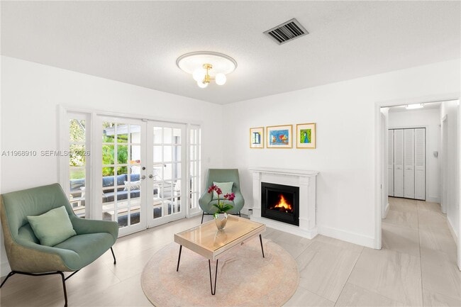 Building Photo - 17341 SW 74th Ave