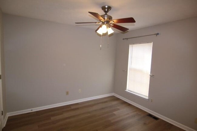 Building Photo - 175 Douglas Fir Ct