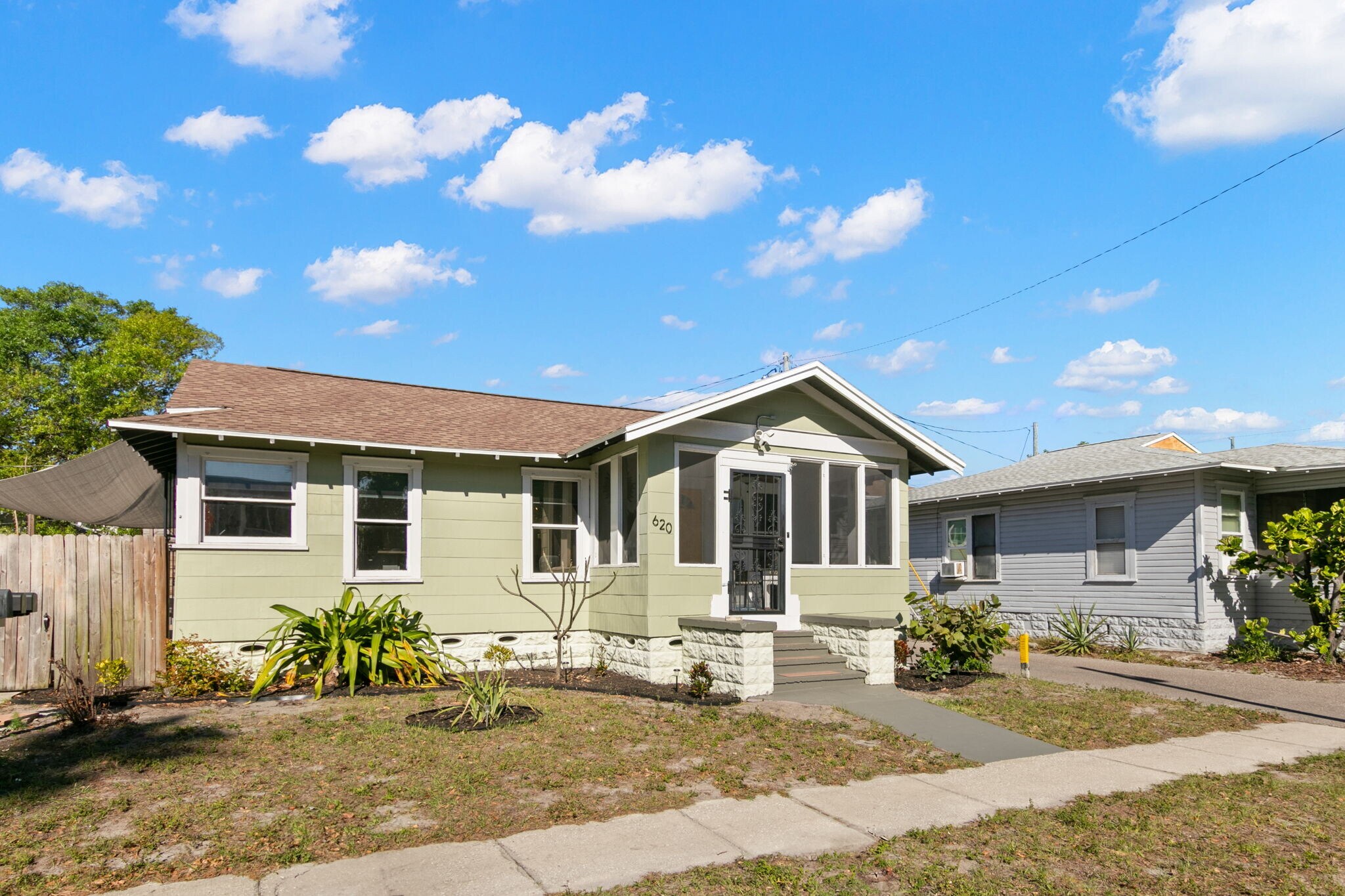 Building Photo - 620 15th St N