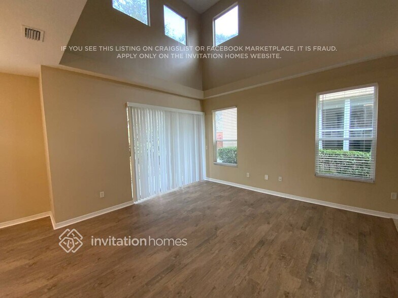 Building Photo - 10507 Grayslake Ct