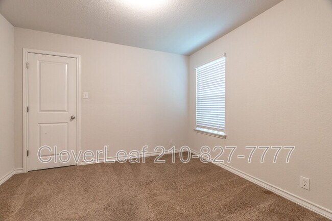 Building Photo - 22142 Pivot Point