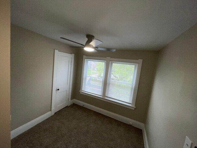 Building Photo - 2322 Upton Ave