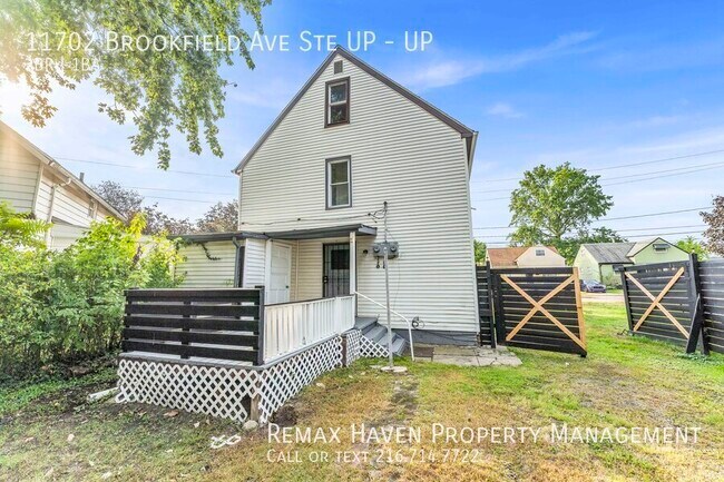 Building Photo - 11702 Brookfield Ave