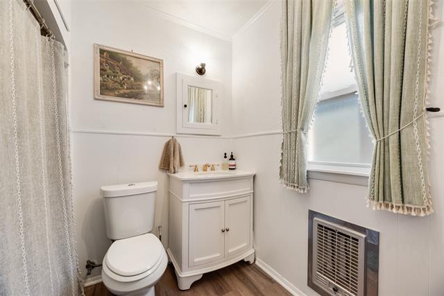 Building Photo - 2216 W Lotus Ave