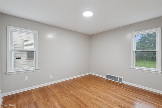 Building Photo - 14214 Reddington Ave