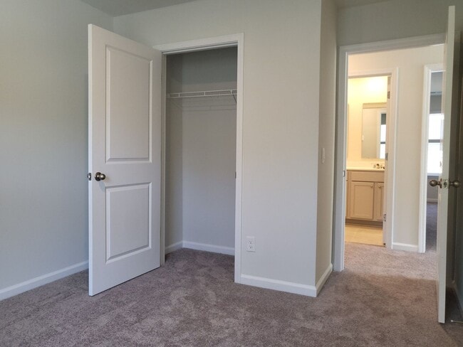 Building Photo - Watergrass in Richmond Hill