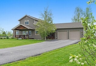 Building Photo - 481 Stubbs Ln