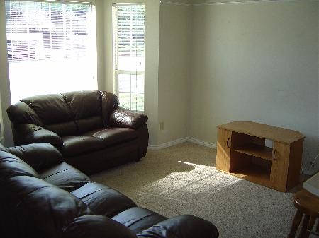 Living Room Bay Window & Leather - 907 E 820 N