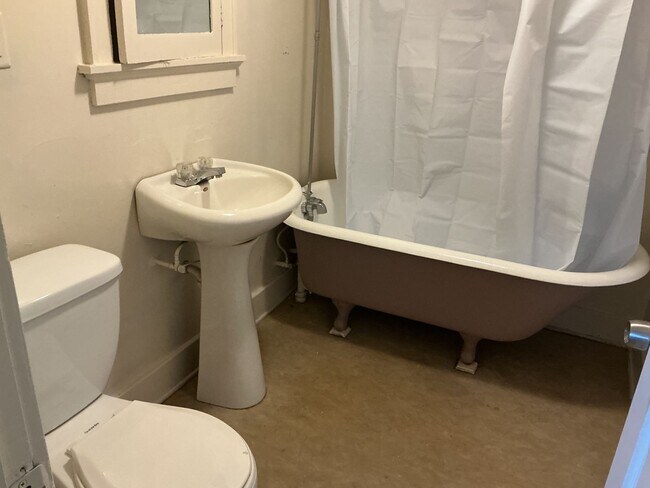 Building Photo - 5239 N 38th St