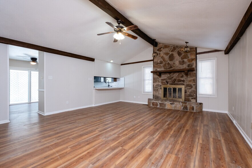 Building Photo - 13 Coronado Cv