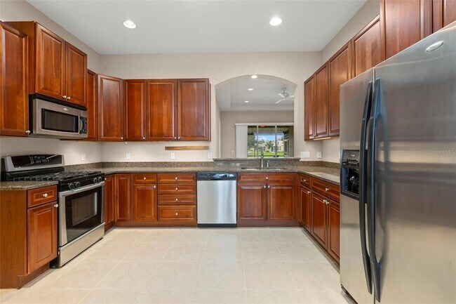 Building Photo - 2290 Sifield Greens Way