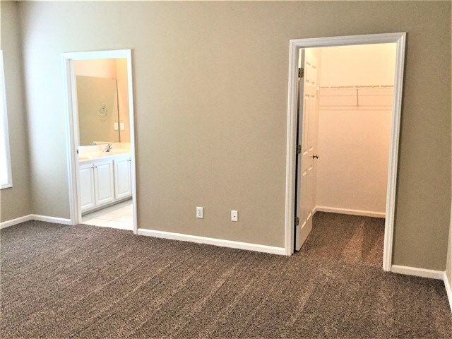 Building Photo - 129 Cameron Way Cir