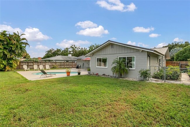 Building Photo - 733 Coquina Ct