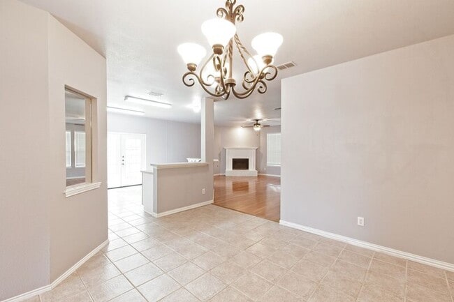 Building Photo - 9220 Norman Dr