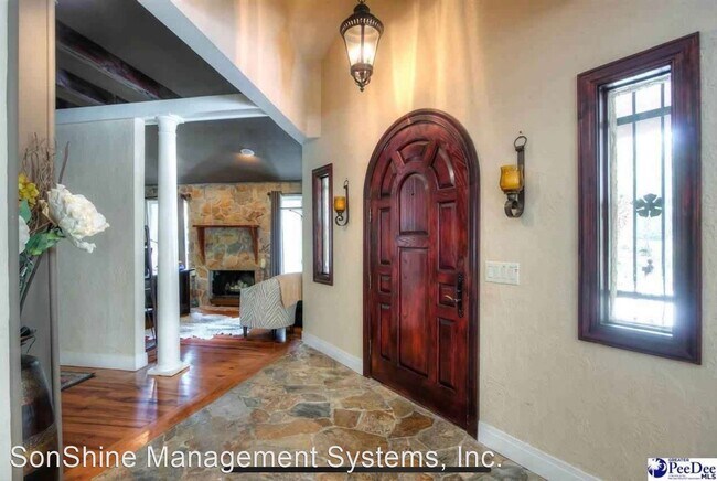 Building Photo - 5 br, 4.5 bath House - 2751 Ascot Dr
