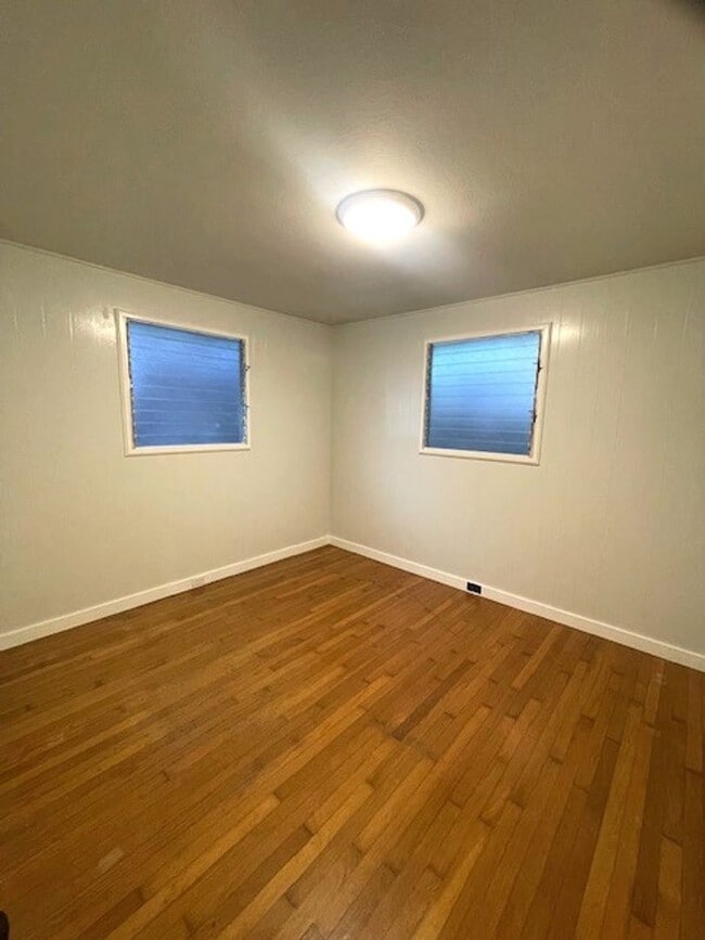 Building Photo - 3 Bed/ 1 Bath home in Honolulu
